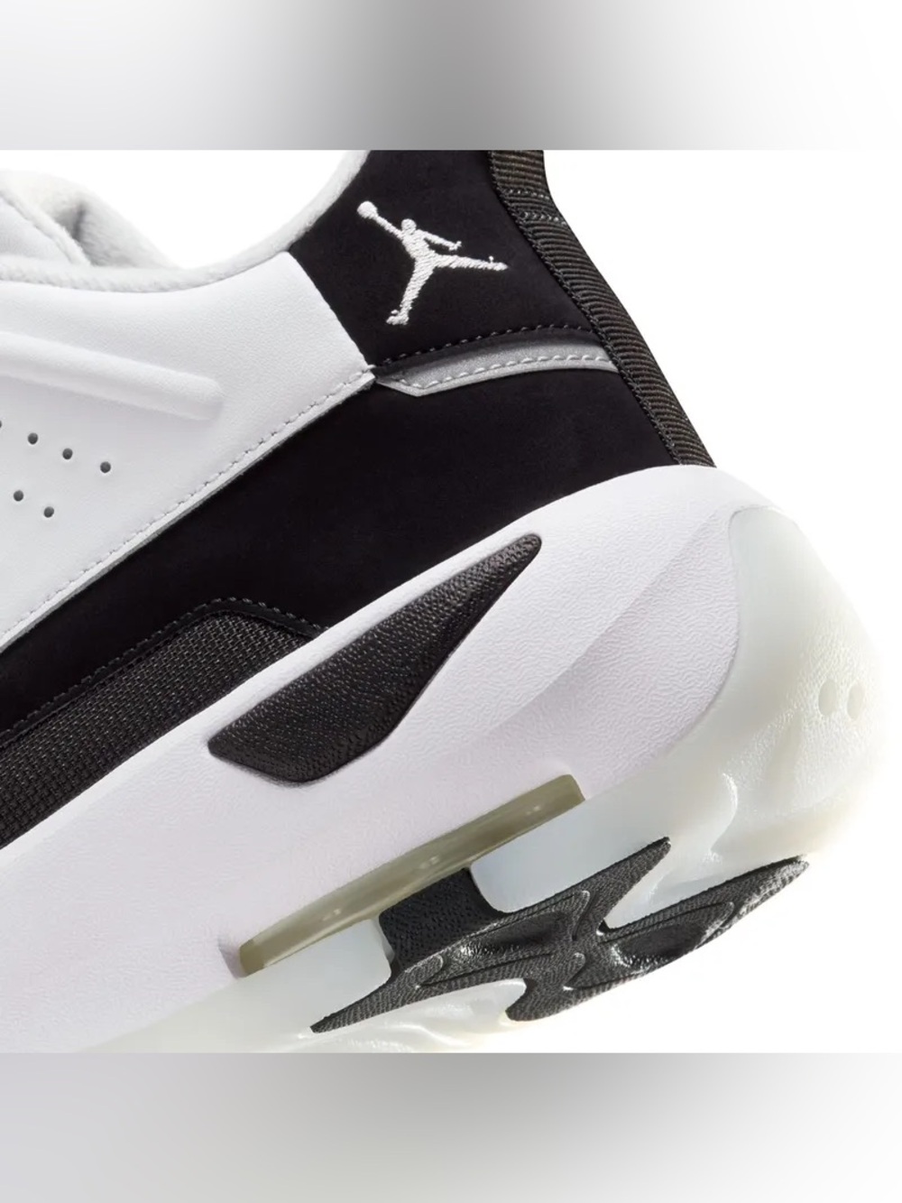 Jordan Max Aura 7 White Summit White Black Men's Shoes HQ2091-100 - Picture 5 of 7